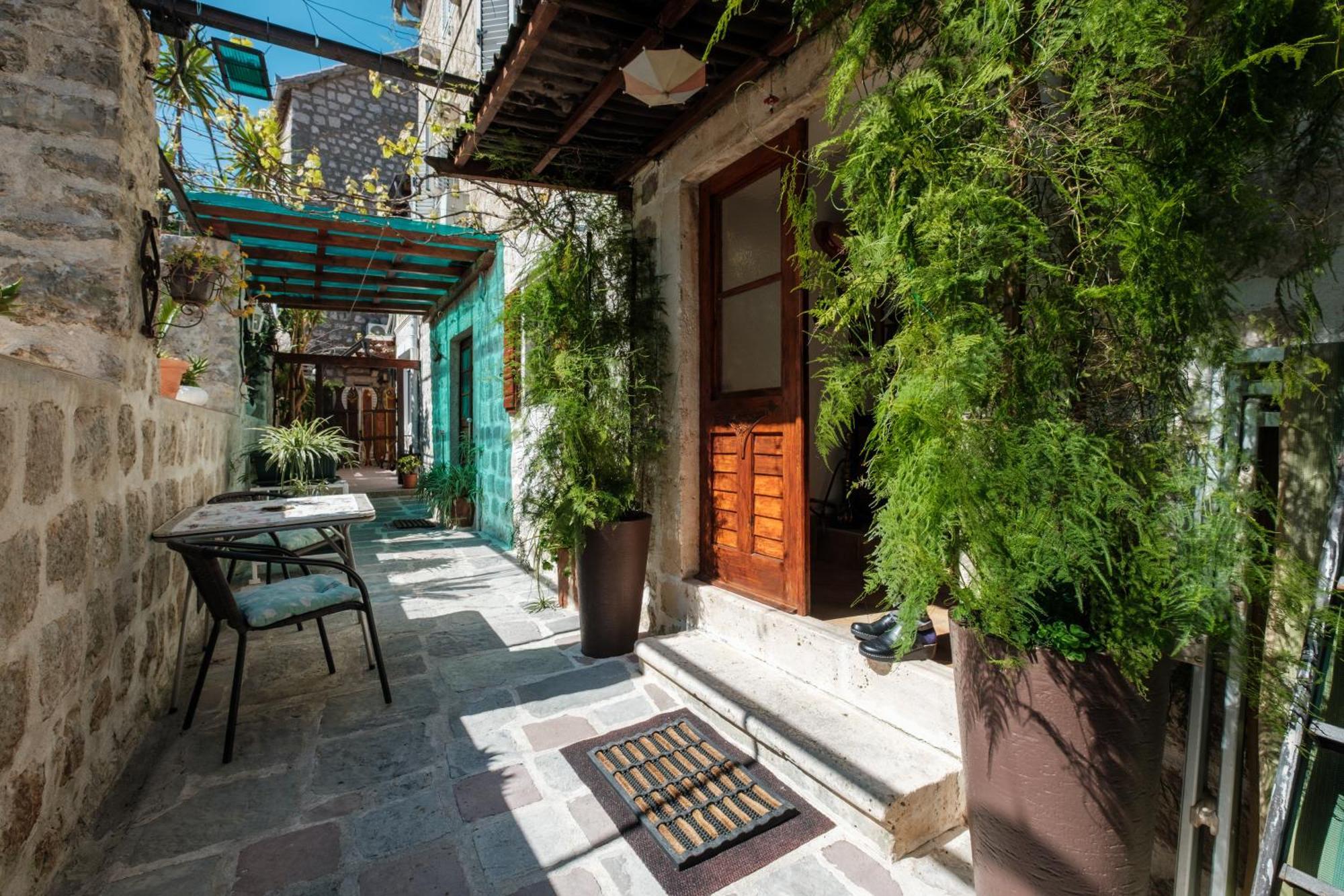 Bluemarine Rooms & Apartments بيراتس المظهر الخارجي الصورة